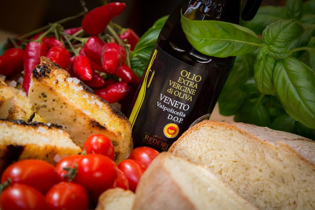 Locanda Dell'Oleificio Mezzane di Sotto Εξωτερικό φωτογραφία